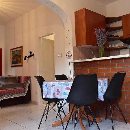 Aneta Apartamento