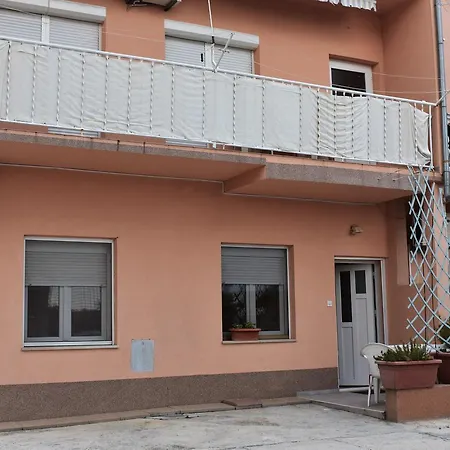 Aneta Apartment